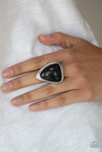 Load image into Gallery viewer, Stone Scene - Black Ring #269
