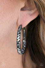 Load image into Gallery viewer, GLITZY By Association - Gunmetal/White Earring #1202
