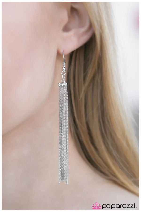 Night At The Oscars - White Earring #1302