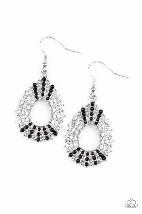 Diva Dream - Black Earrings #5317